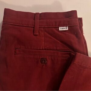 Levi's Men's Deep Red Chinos